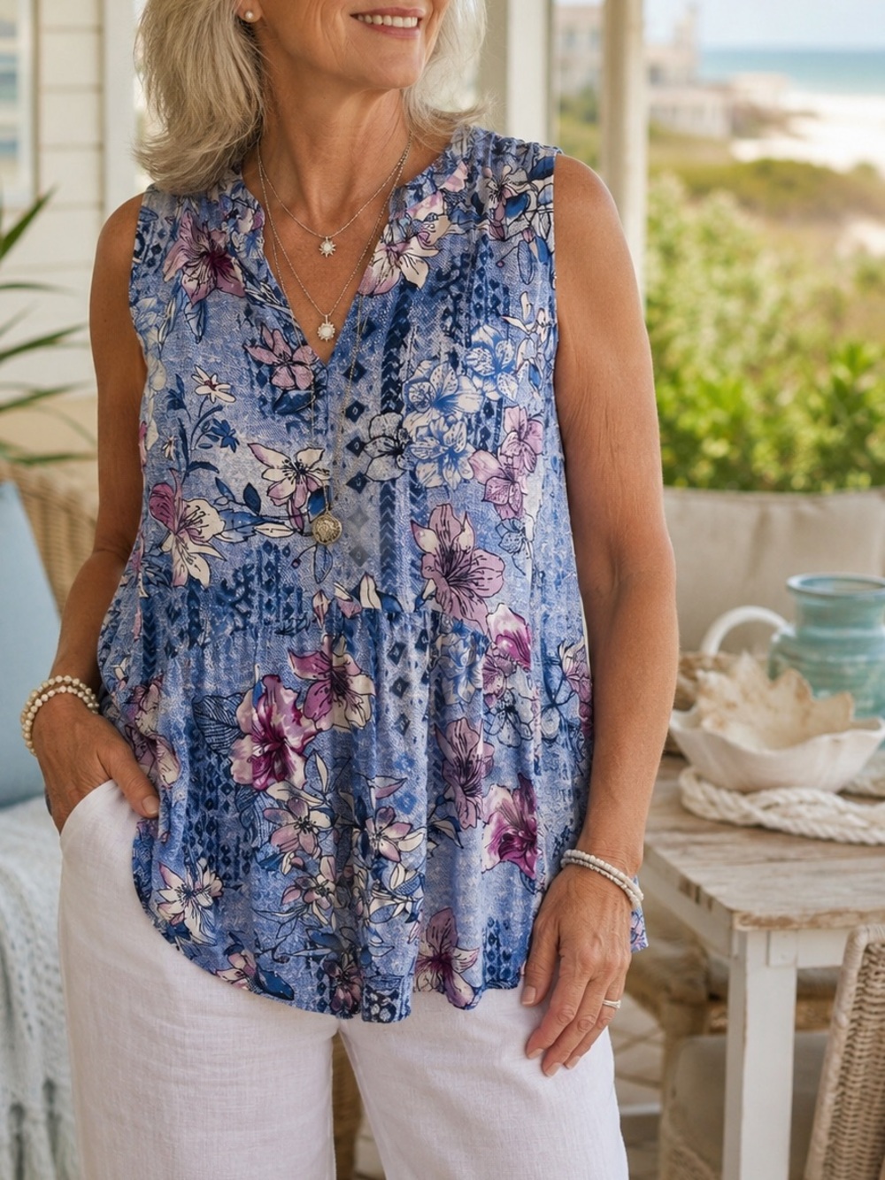 Northern Reflections Blue Floral Textured Sleeveless Top L Coastal Grandma